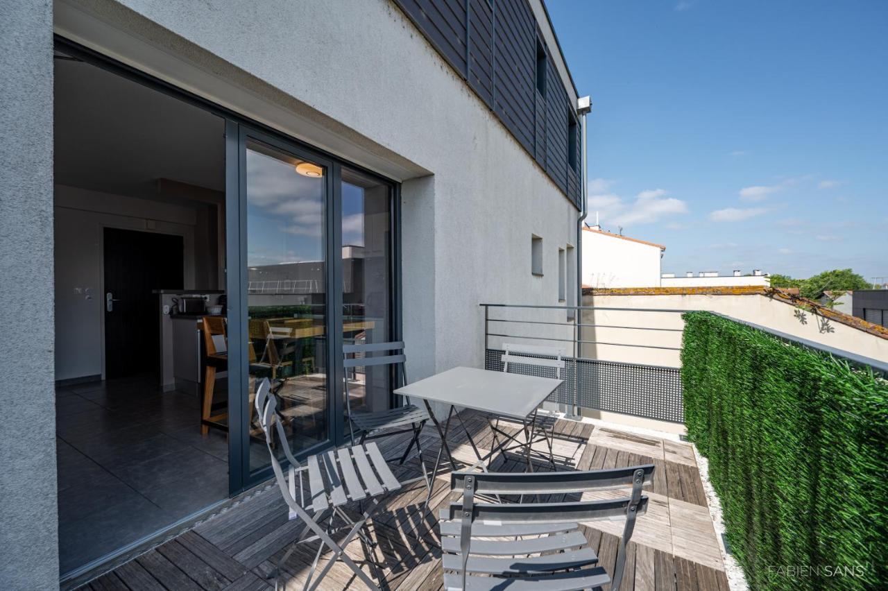 Le Saint Exupery - T3 Centre Ville Avec Balcon + Parking Gratuit Toulouse Luaran gambar