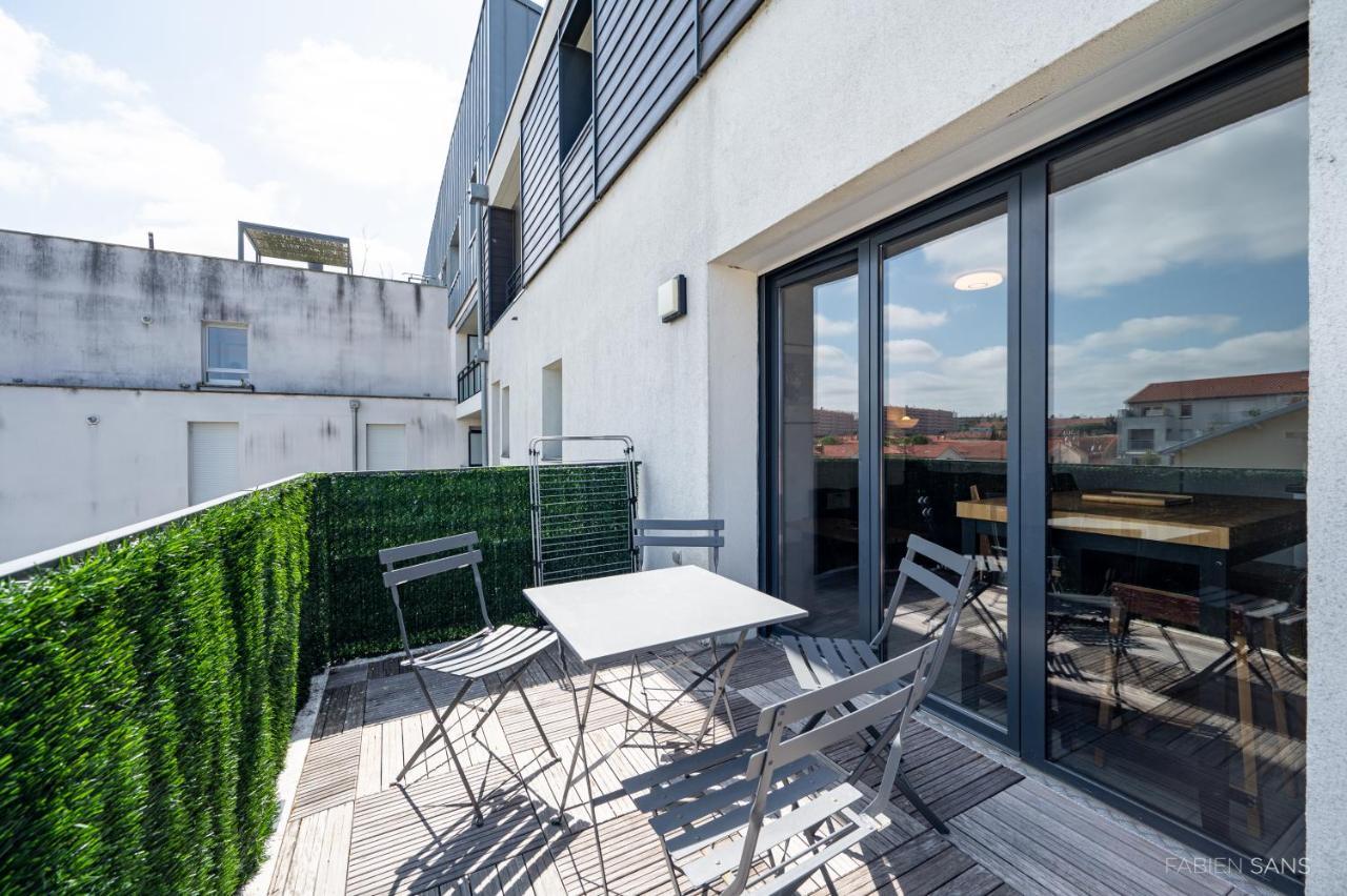 Le Saint Exupery - T3 Centre Ville Avec Balcon + Parking Gratuit Toulouse Luaran gambar
