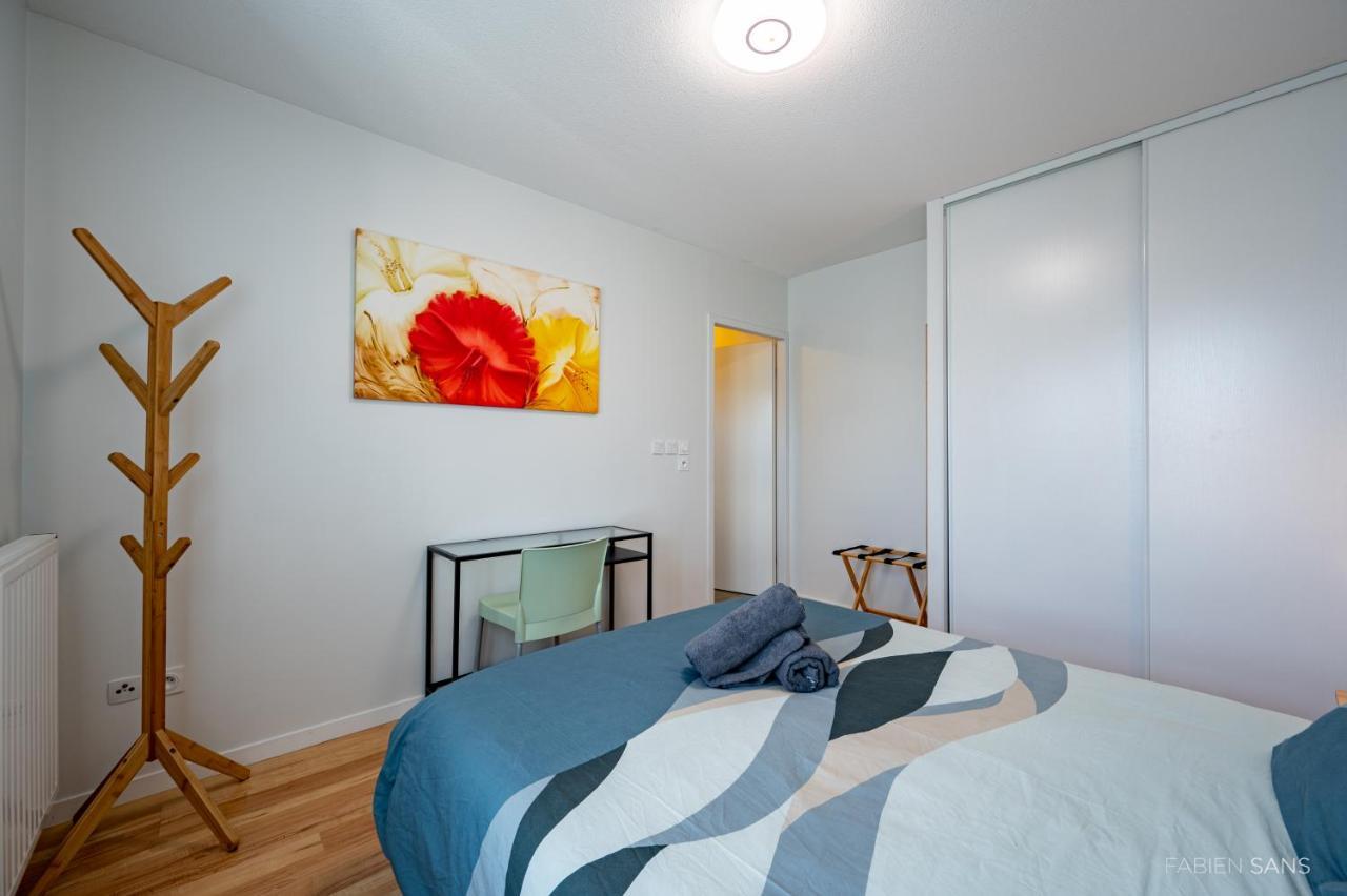 Le Saint Exupery - T3 Centre Ville Avec Balcon + Parking Gratuit Toulouse Luaran gambar