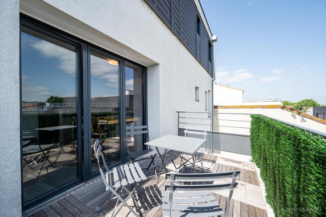 Le Saint Exupery - T3 Centre Ville Avec Balcon + Parking Gratuit Toulouse Luaran gambar