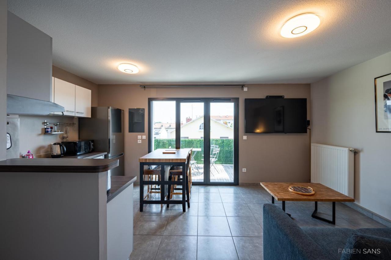 Le Saint Exupery - T3 Centre Ville Avec Balcon + Parking Gratuit Toulouse Luaran gambar